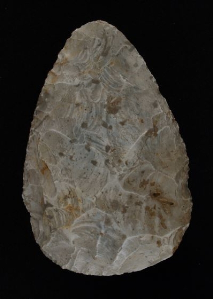 9_biface_grotte-docteur new.jpg